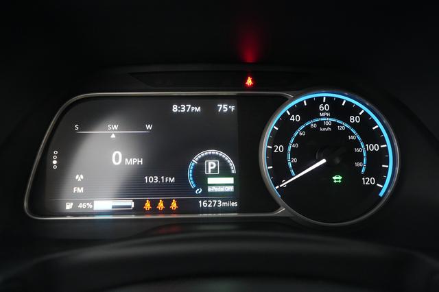 2024 Nissan LEAF — photo 5 of 21