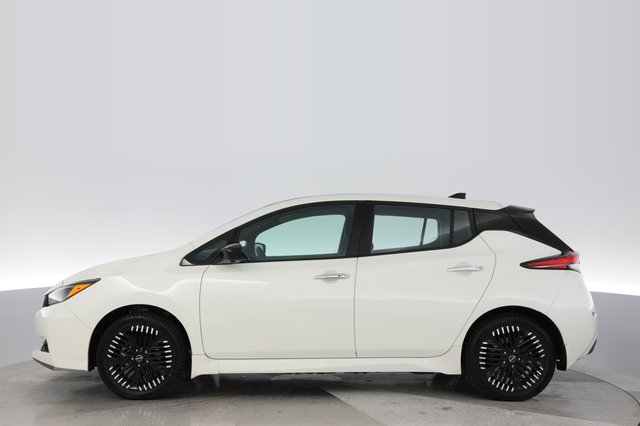 2024 Nissan LEAF — photo 12 of 20