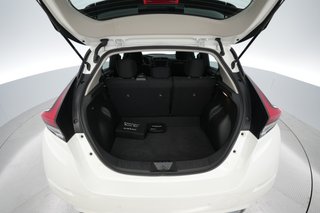 2024 Nissan LEAF — photo 6 of 20