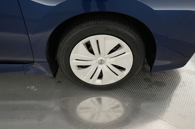 2025 Nissan LEAF
