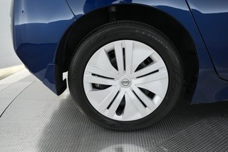 2025 Nissan LEAF — photo 7 of 22