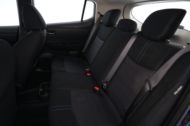 2025 Nissan LEAF — photo 19 of 22