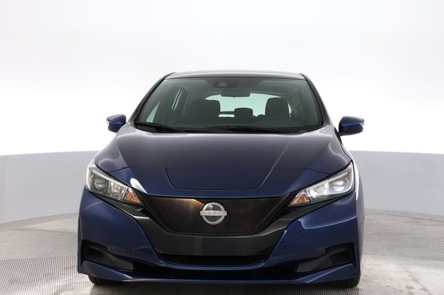 2025 Nissan LEAF — photo 9 of 22