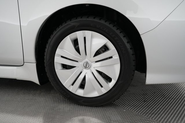 2025 Nissan LEAF — photo 15 of 20