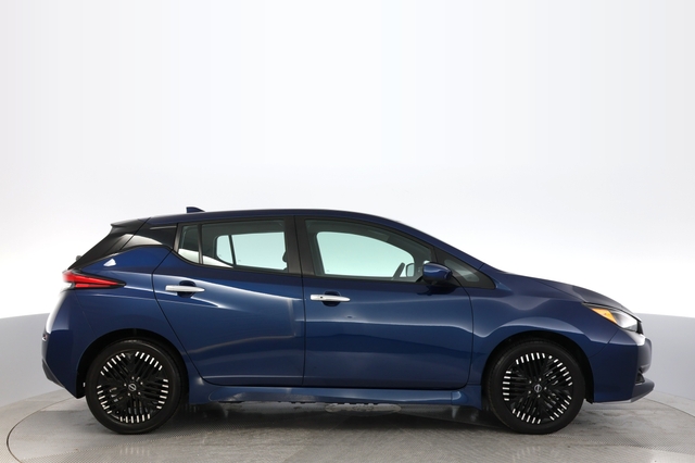 2025 Nissan LEAF