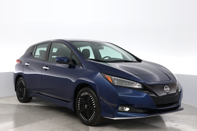 2025 Nissan LEAF