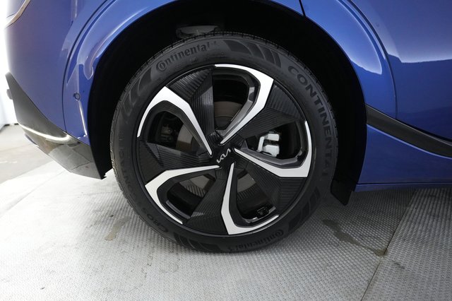 2023 Kia EV6 — photo 17 of 24