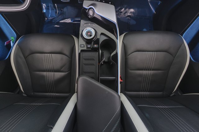 2023 Kia EV6 — photo 22 of 24