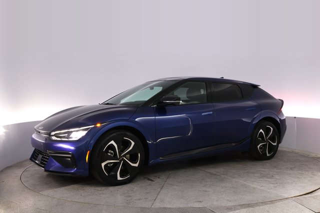 2023 Kia EV6 — photo 14 of 24