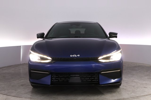2023 Kia EV6 — photo 9 of 24