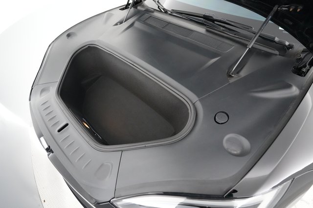 2022 Tesla Model S — photo 19 of 23