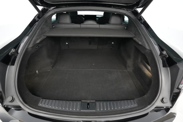 2022 Tesla Model S — photo 6 of 23