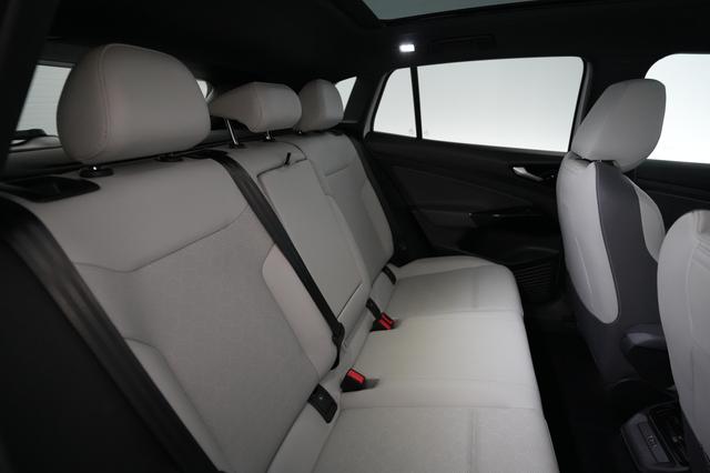 2022 Volkswagen ID.4 — photo 4 of 20
