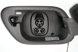 2022 Volkswagen ID.4 — photo 8 of 20