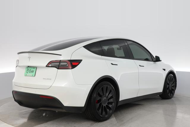 2022 Tesla Model Y — photo 2 of 24