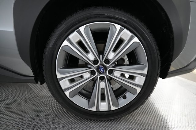 2023 Subaru Solterra — photo 7 of 22