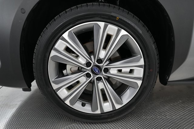 2023 Subaru Solterra — photo 13 of 22