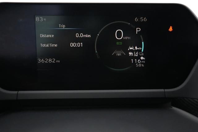 2023 Subaru Solterra — photo 5 of 22