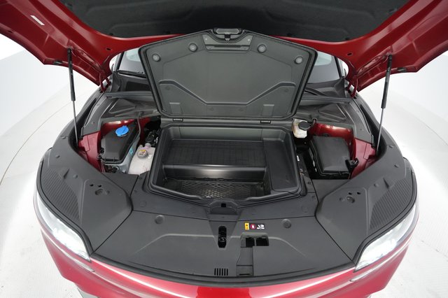 2023 Genesis GV60 — photo 18 of 19
