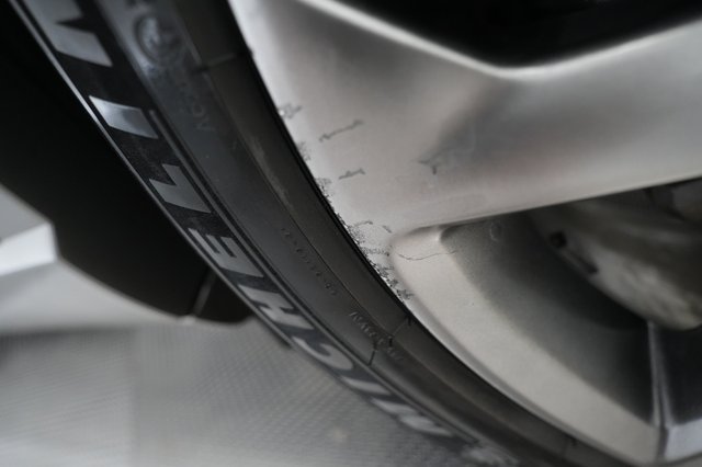 2023 Genesis GV60 — photo 23 of 37