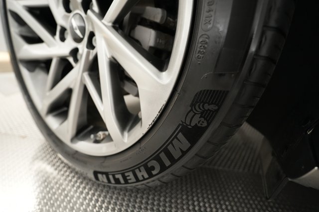 2023 Genesis GV60 — photo 34 of 37