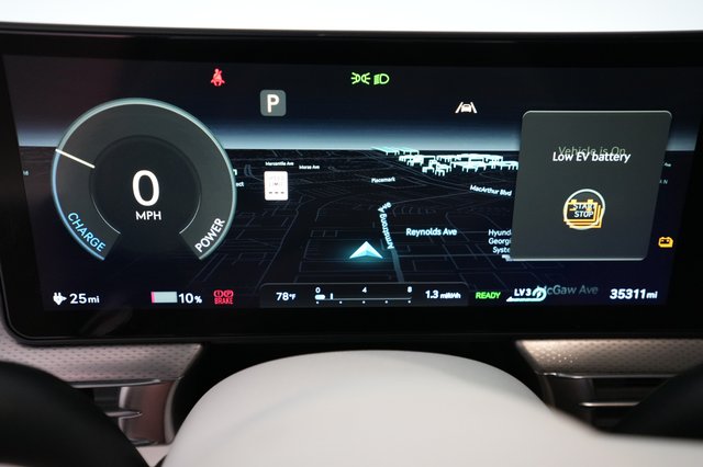 2023 Genesis GV60 — photo 5 of 37