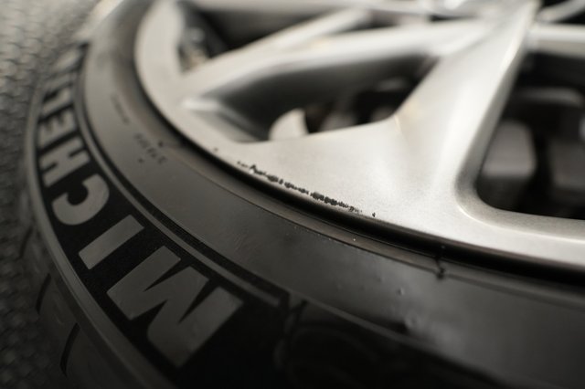 2023 Genesis GV60 — photo 33 of 37
