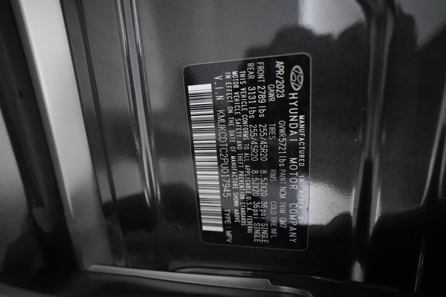 2023 Genesis GV60 — photo 22 of 37