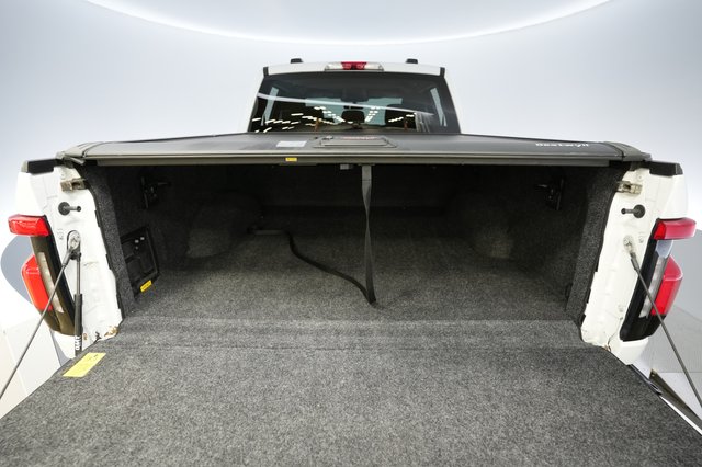 2023 Ford F-150 Lightning — photo 6 of 15