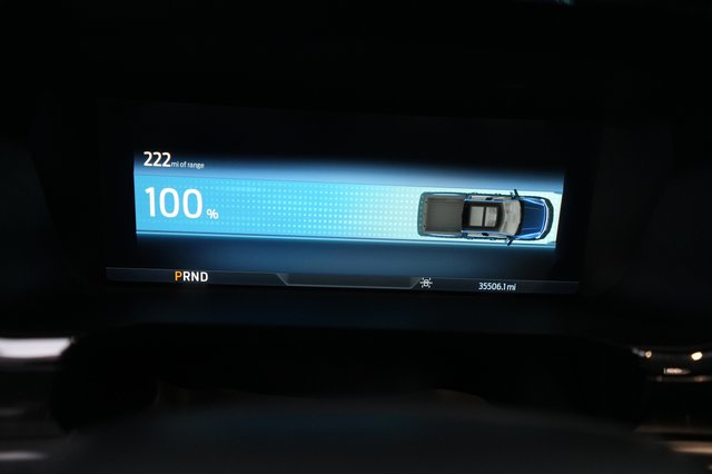 2023 Ford F-150 Lightning — photo 5 of 15