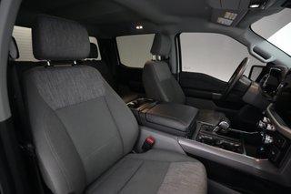 2023 Ford F-150 Lightning — photo 12 of 15