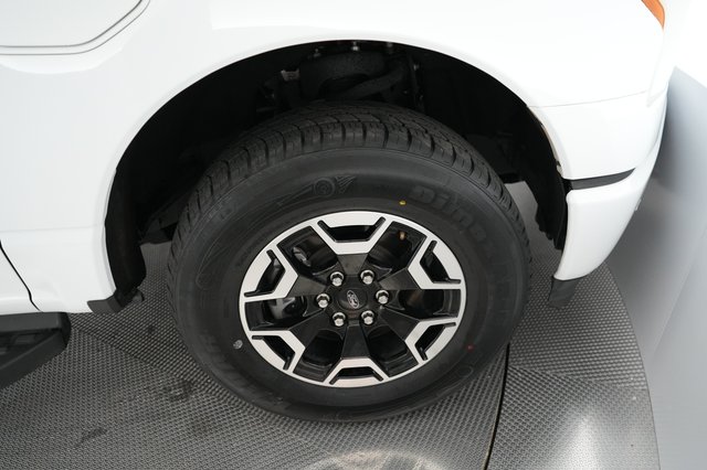 2023 Ford F-150 Lightning — photo 11 of 15