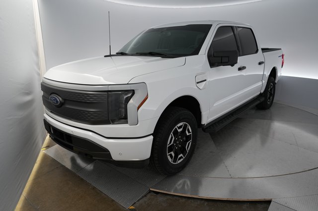 2023 Ford F-150 Lightning — VIN 1FTVW1EL3PWG41373