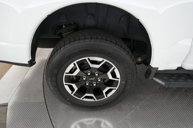 2023 Ford F-150 Lightning — photo 10 of 15
