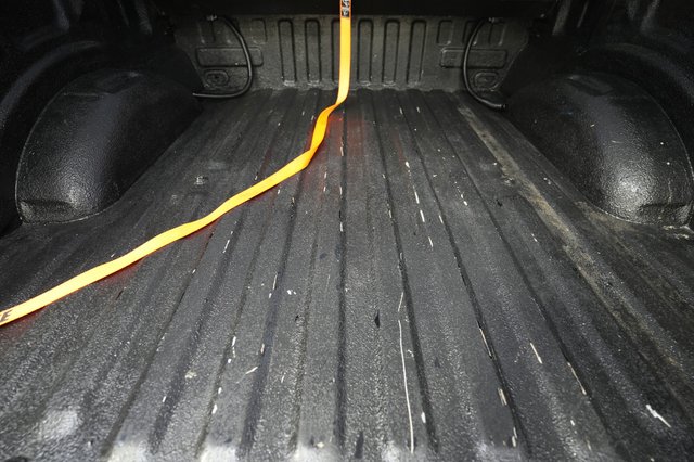 2023 Ford F-150 Lightning — photo 16 of 18