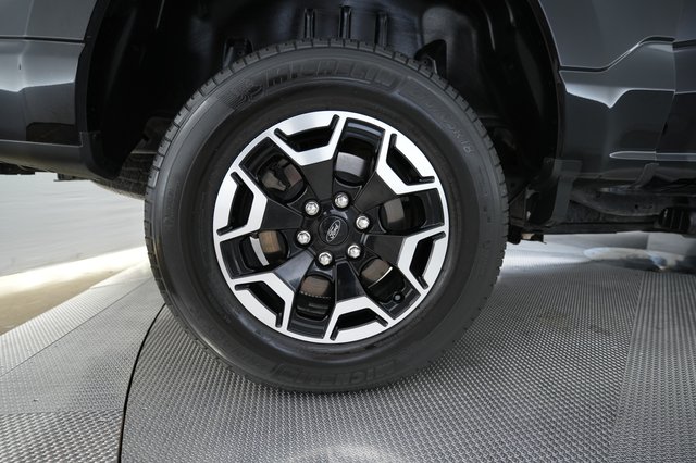 2023 Ford F-150 Lightning — photo 10 of 18