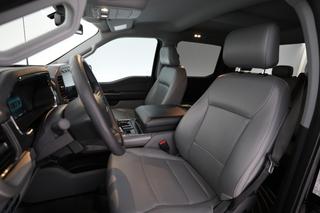 2023 Ford F-150 Lightning — photo 3 of 20