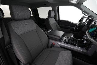 2023 Ford F-150 Lightning — photo 12 of 15