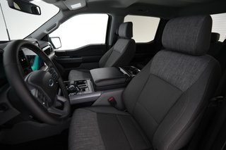 2023 Ford F-150 Lightning — photo 3 of 15