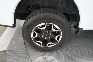 2023 Ford F-150 Lightning — photo 9 of 18