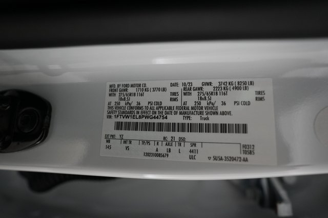 2023 Ford F-150 Lightning — photo 18 of 18