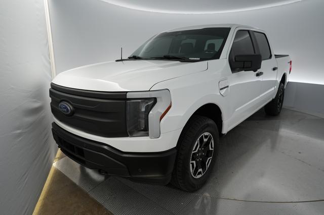 2023 Ford F-150 Lightning — VIN 1FTVW1EL8PWG44754