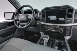 2023 Ford F-150 Lightning — photo 12 of 18