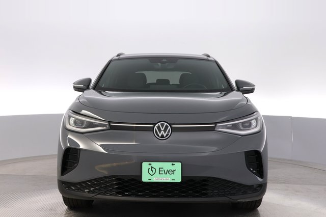 2023 Volkswagen ID.4 — photo 9 of 23