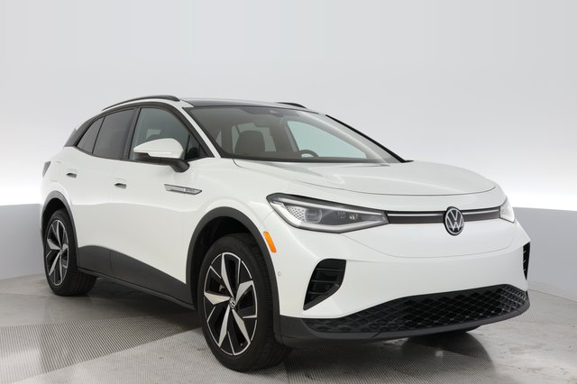 2023 Volkswagen ID.4 — photo 9 of 18