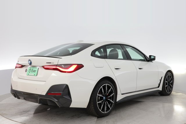 2023 BMW i4 — photo 2 of 25