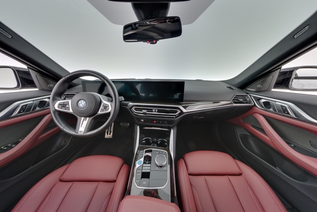 2023 BMW i4