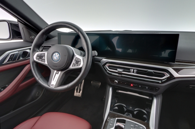 2023 BMW i4