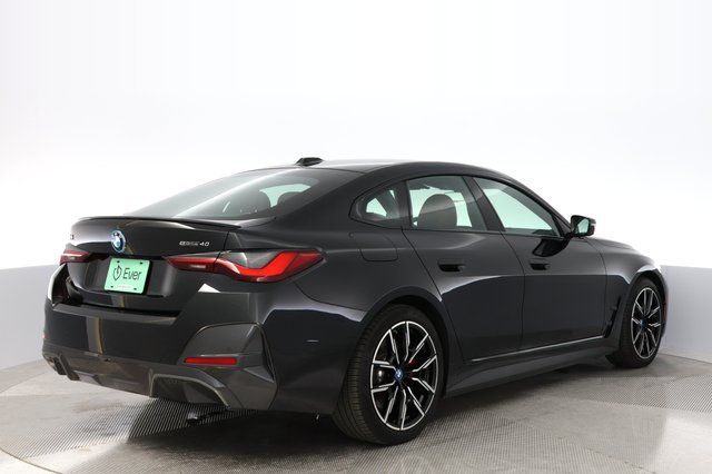 2023 BMW i4 — photo 2 of 23