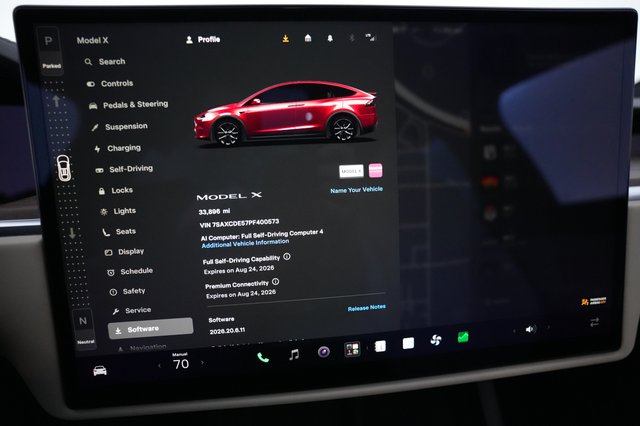 2023 Tesla Model X — photo 5 of 23